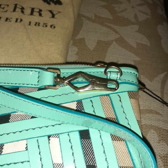 BURBERRY NWT NOVA LARGE CLUTCH PURSE OPAL STRAP BAG AUTHENTIC - Picture 2 of 10